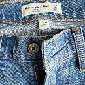 Abercrombie & Fitch Baggy Low Rise